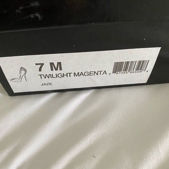 🔥SALE 🔥
• BCBG - Twilight Magenta Jaze Pumps - 7M - Picture 8 of 13